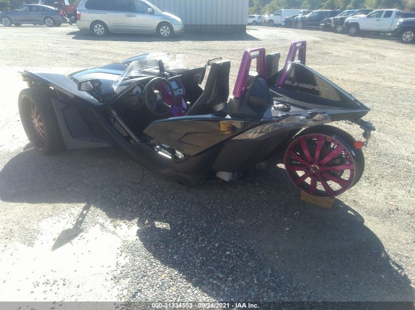 2017 POLARIS SLINGSHOT 57XAASFA6H8120211