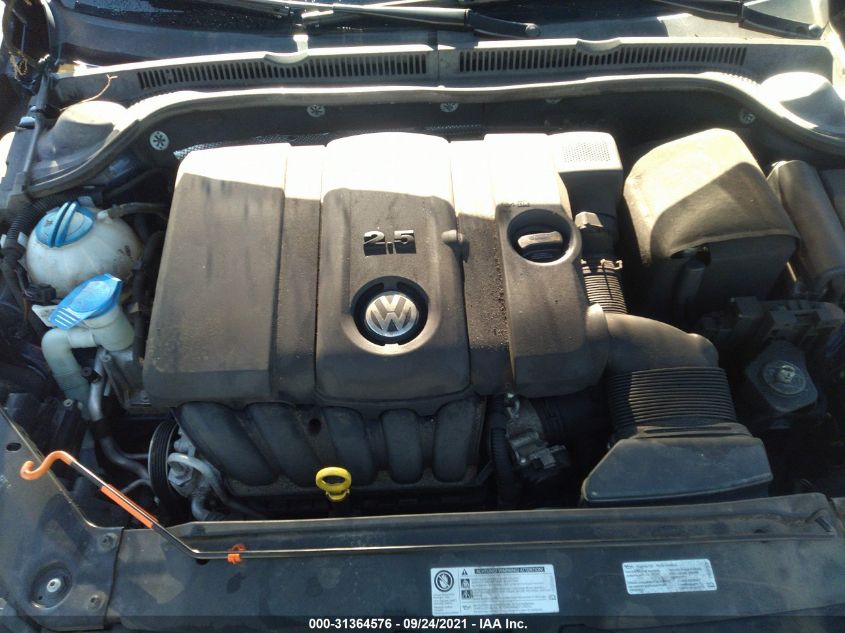 2013 VOLKSWAGEN JETTA SEDAN SE W/CONVENIENCE 3VWDP7AJXDM442300