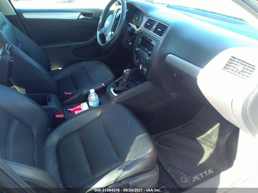 2013 VOLKSWAGEN JETTA SEDAN SE W/CONVENIENCE 3VWDP7AJXDM442300
