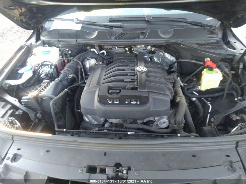 2014 VOLKSWAGEN TOUAREG LUX WVGEF9BPXED012445