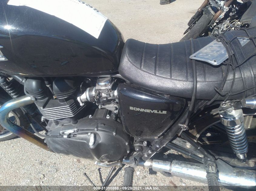 2013 TRIUMPH MOTORCYCLE BONNEVILLE SMT900K17DT565851