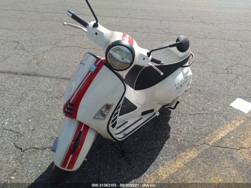 2022 VESPA GTS 300 SUPER - ZAPMA39MXN5202682
