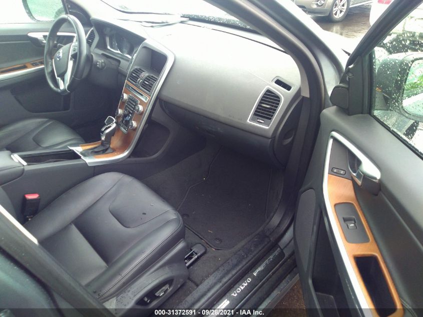 2017 VOLVO XC60 INSCRIPTION YV440MRU9H2226033