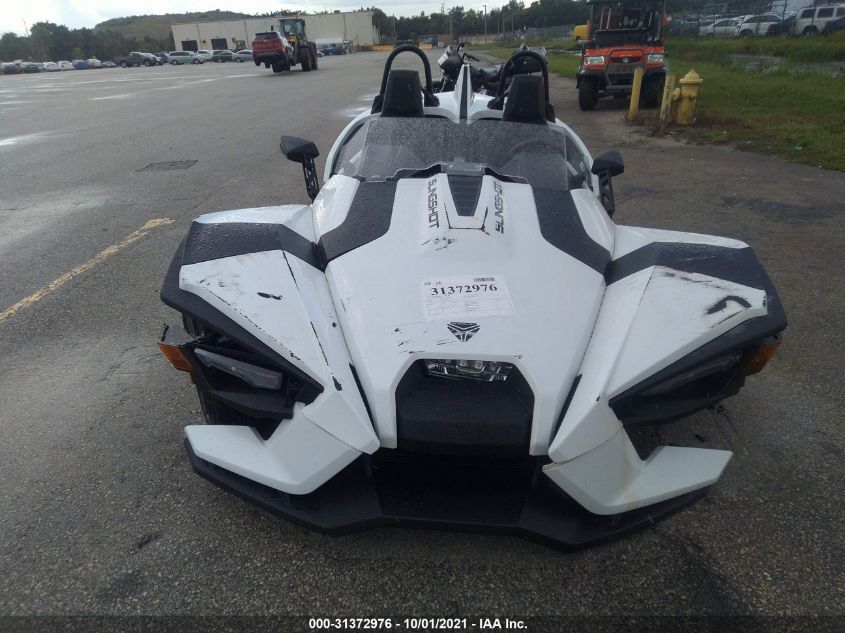 2021 POLARIS SLINGSHOT S WITH TECHNOLOGY PACKAGE 57XAATHD7M8144167