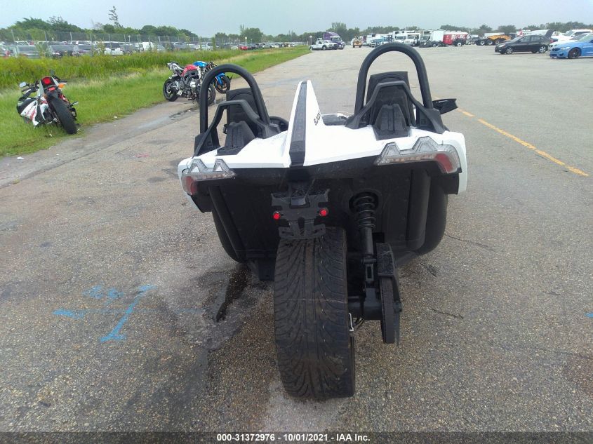 2021 POLARIS SLINGSHOT S WITH TECHNOLOGY PACKAGE 57XAATHD7M8144167