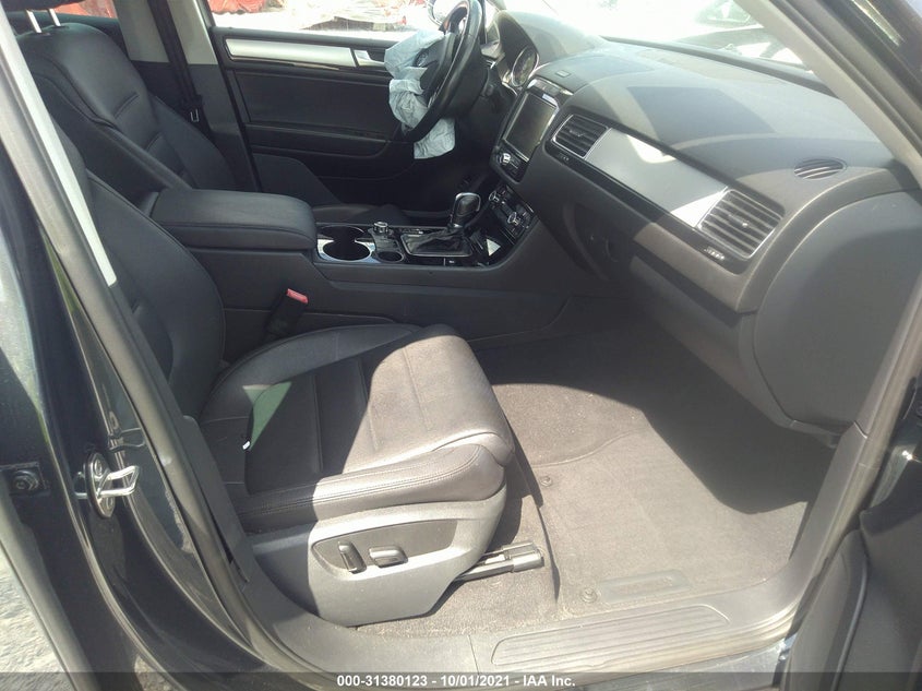 Volkswagen Touareg 2012