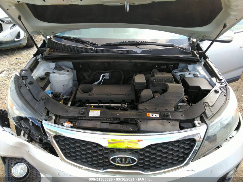 2013 KIA SORENTO LX 5XYKT3A10DG399825