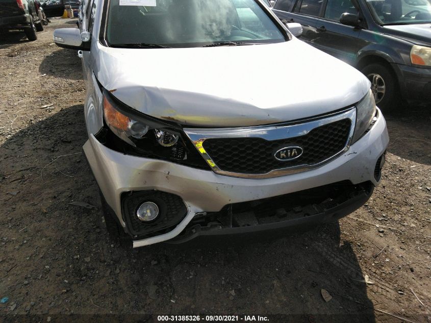 2013 KIA SORENTO LX 5XYKT3A10DG399825