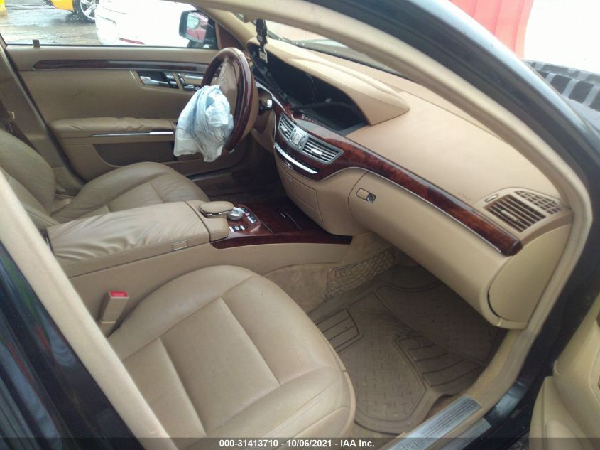 2013 MERCEDES-BENZ S-CLASS S 550 WDDNG9EB4DA536133