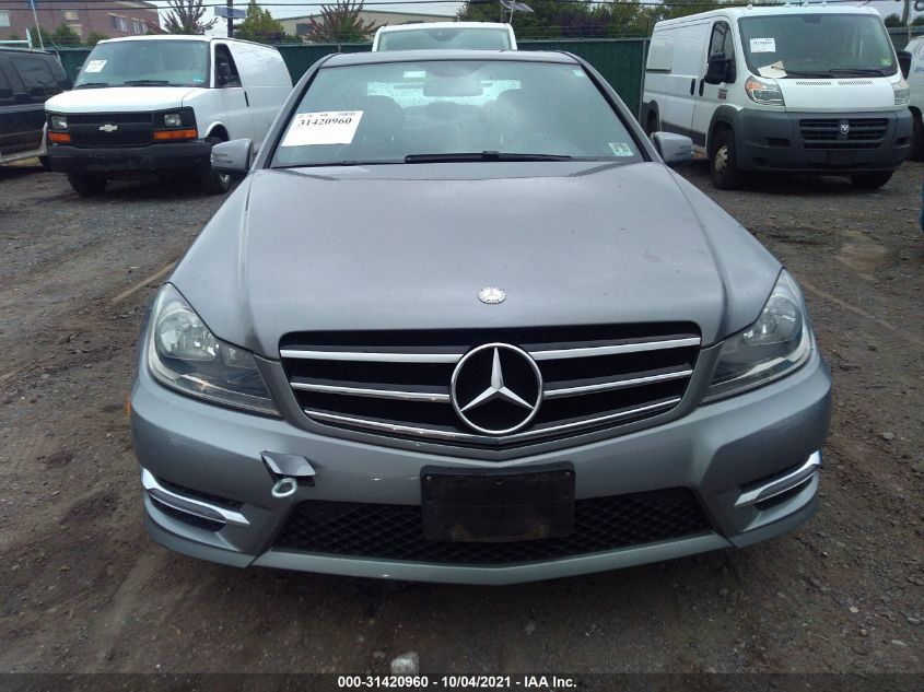2014 MERCEDES-BENZ C-CLASS C 300 WDDGF8AB3EA951859