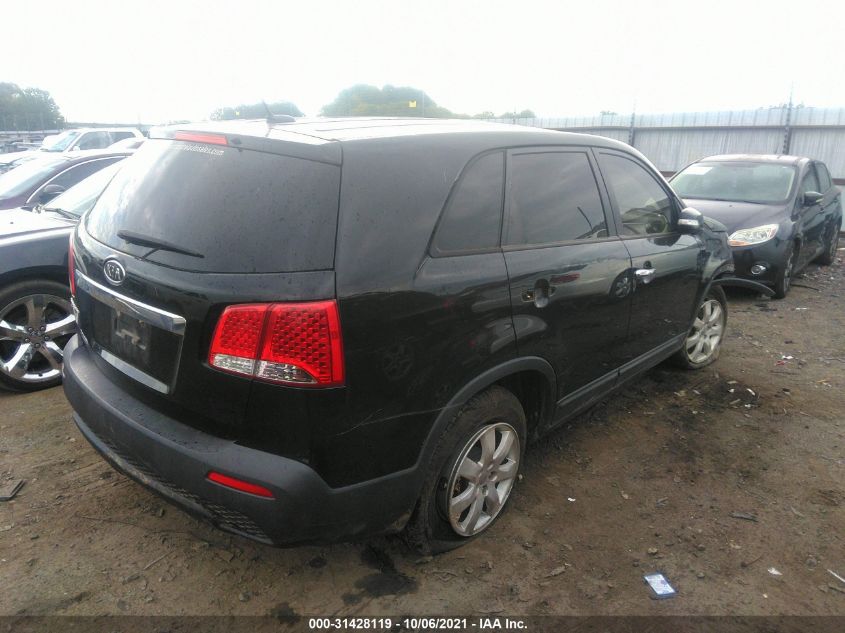 2013 KIA SORENTO LX 5XYKT3A1XDG348011