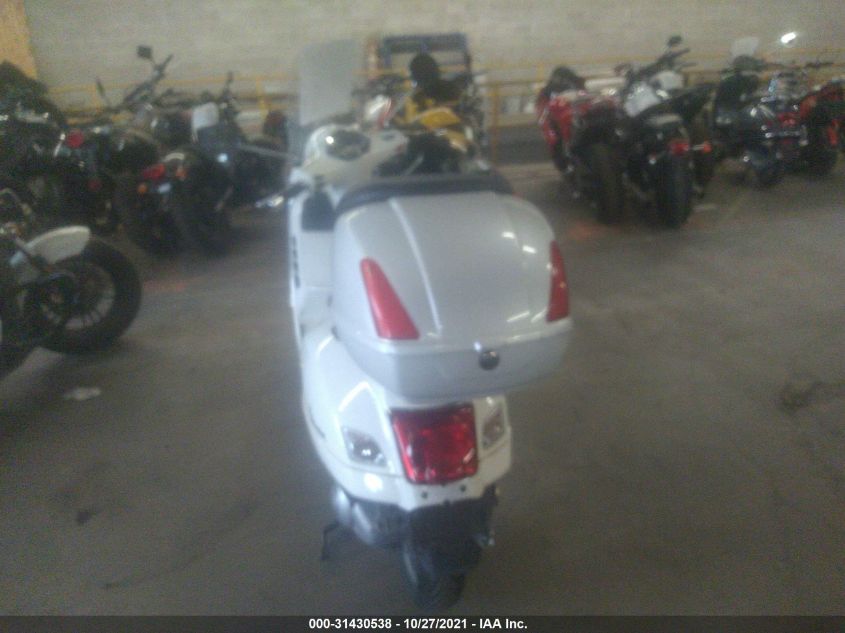2016 VESPA GTS 300 SUPER ZAPM459L2G5101469