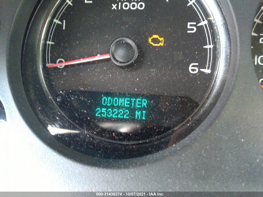 2007 GMC YUKON VIN: 1GKFC13067R401677