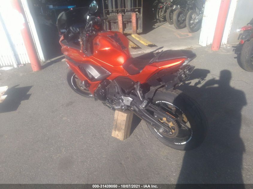 2017 KAWASAKI EX650 J JKAEXEJ14HDA02017