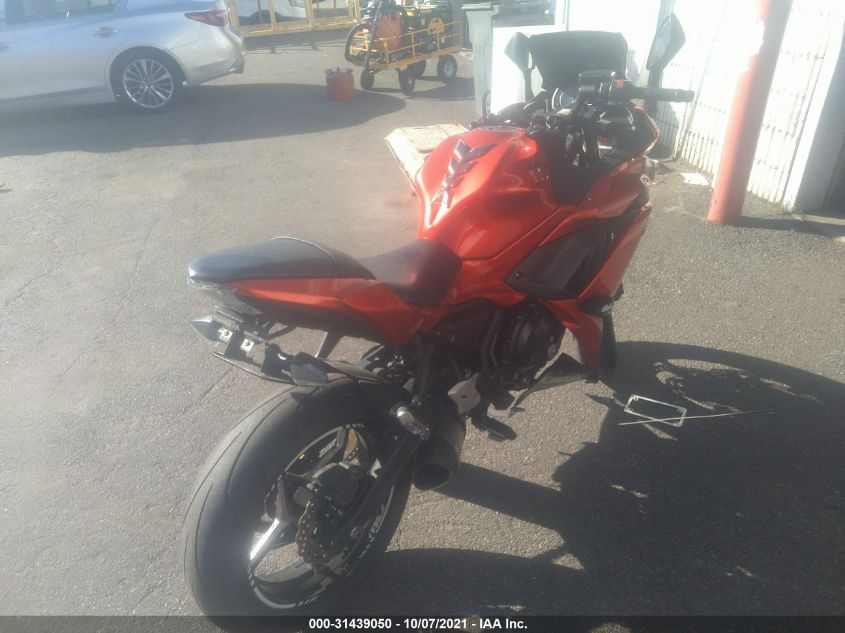 2017 KAWASAKI EX650 J JKAEXEJ14HDA02017