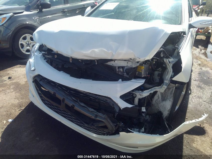 2015 HYUNDAI SONATA HYBRID KMHEC4A46FA139750