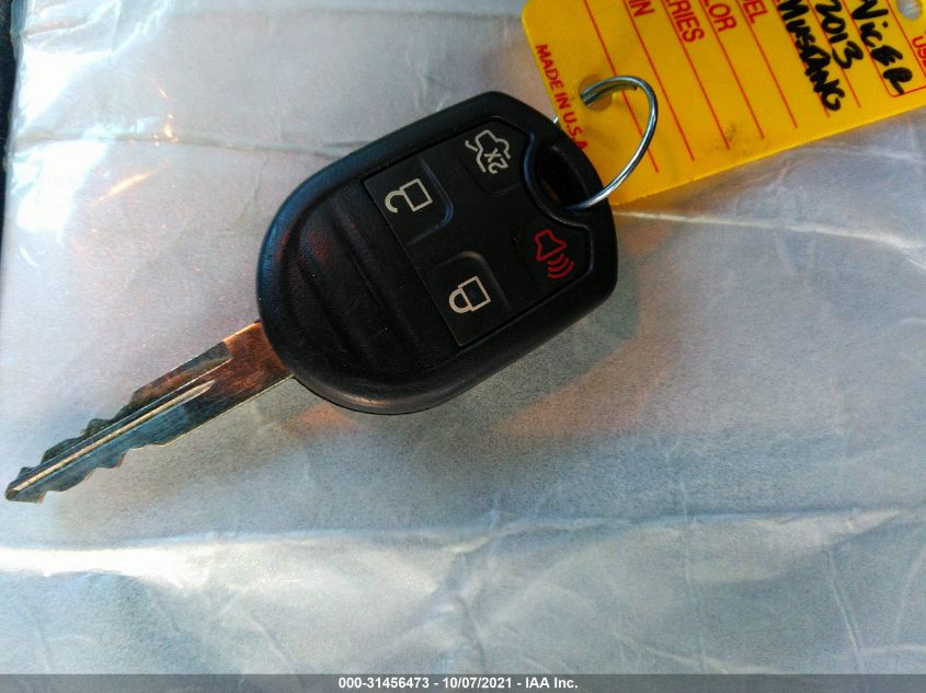 2013 FORD MUSTANG GT 1ZVBP8CF4D5211582
