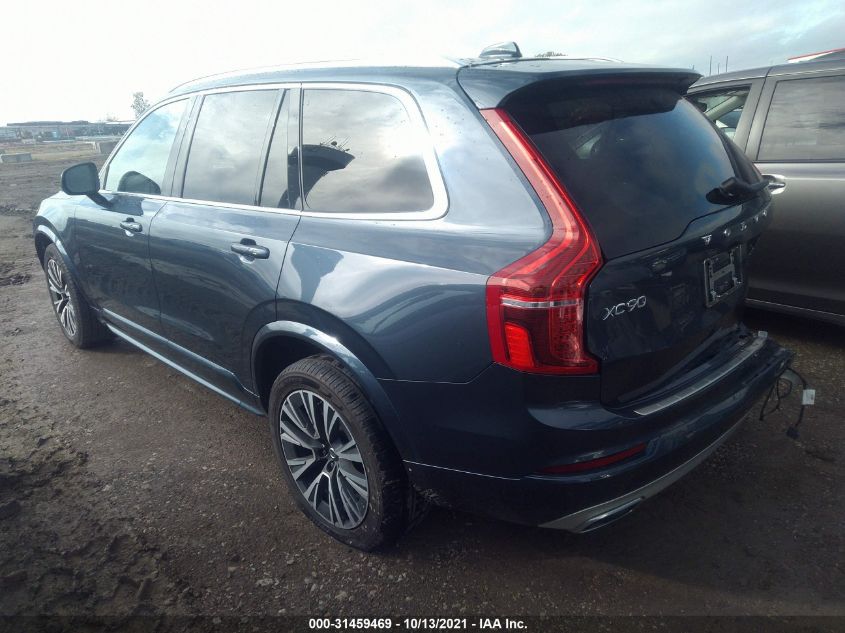 2021 VOLVO XC90 MOMENTUM YV4102PK1M1711484