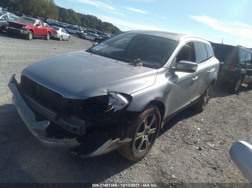 2013 VOLVO XC60 T6 YV4902DZ0D2423891