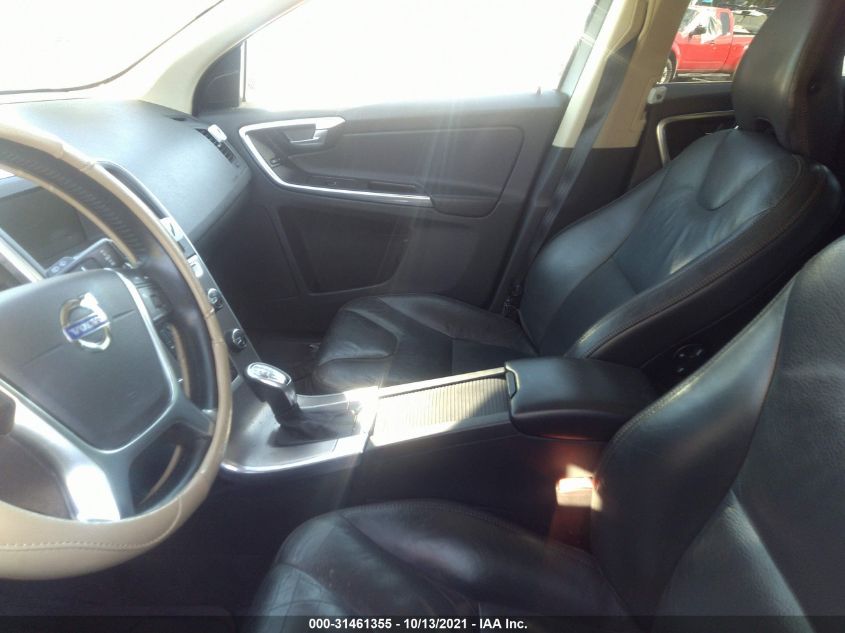 2013 VOLVO XC60 T6 YV4902DZ0D2423891