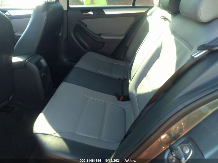 Фото: 3VW637AJ1DM284952 - 8