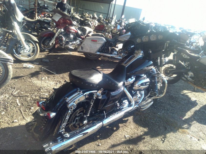 2019 HARLEY-DAVIDSON FLHX 1HD1KBC13KB618885