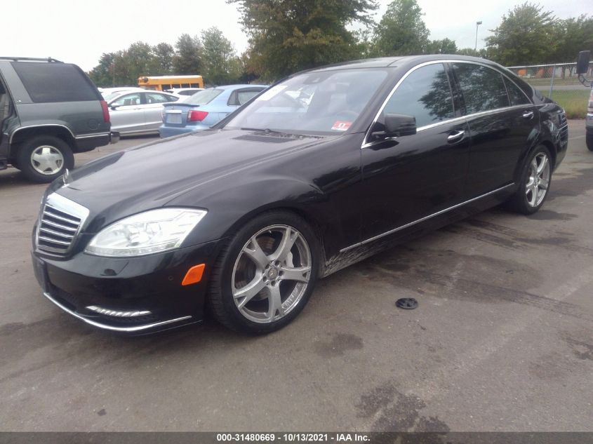 2013 MERCEDES-BENZ S-CLASS S 550 WDDNG9EB3DA533272