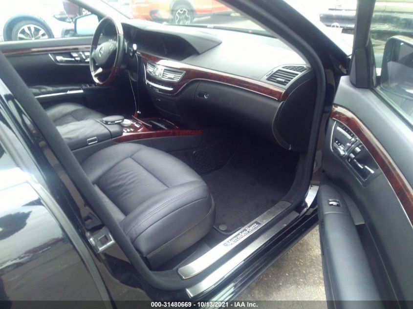 2013 MERCEDES-BENZ S-CLASS S 550 WDDNG9EB3DA533272