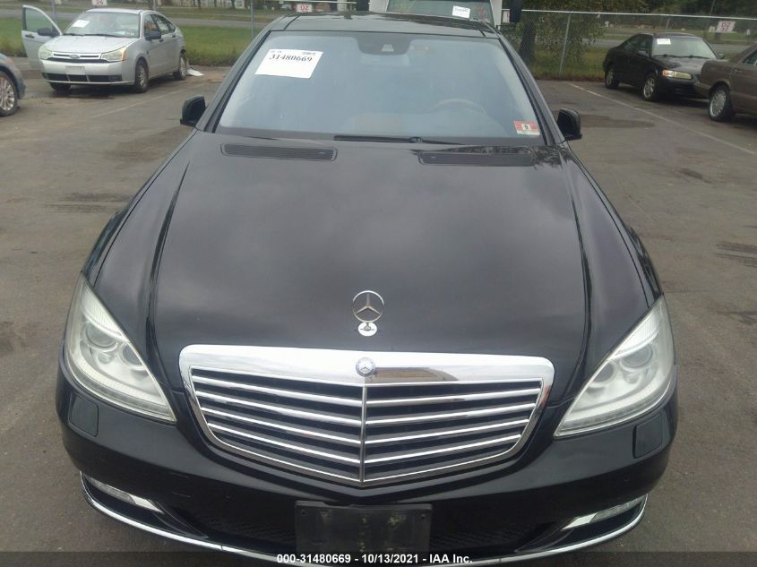 2013 MERCEDES-BENZ S-CLASS S 550 WDDNG9EB3DA533272