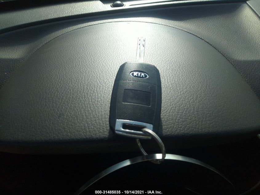 2015 KIA SORENTO LX 5XYKTDA62FG575357
