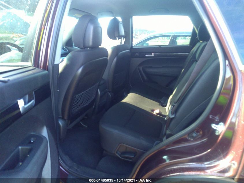 2015 KIA SORENTO LX 5XYKTDA62FG575357