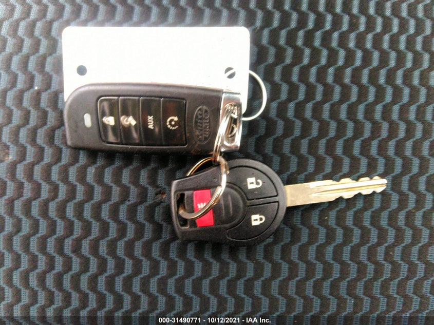 2014 NISSAN VERSA NOTE VIN: 3N1CE2CP4EL428430