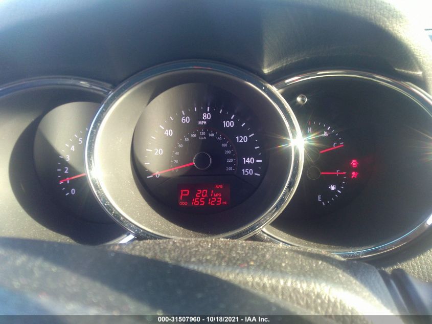 2013 KIA SORENTO LX 5XYKT3A10DG358711