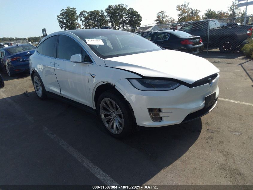 2017 TESLA MODEL X 75D 5YJXCDE27HF078358