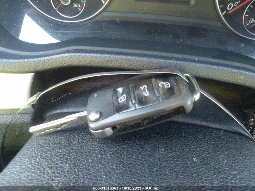 1VWBP7A37DC071865 Volkswagen Passat 2013. Фото: 10