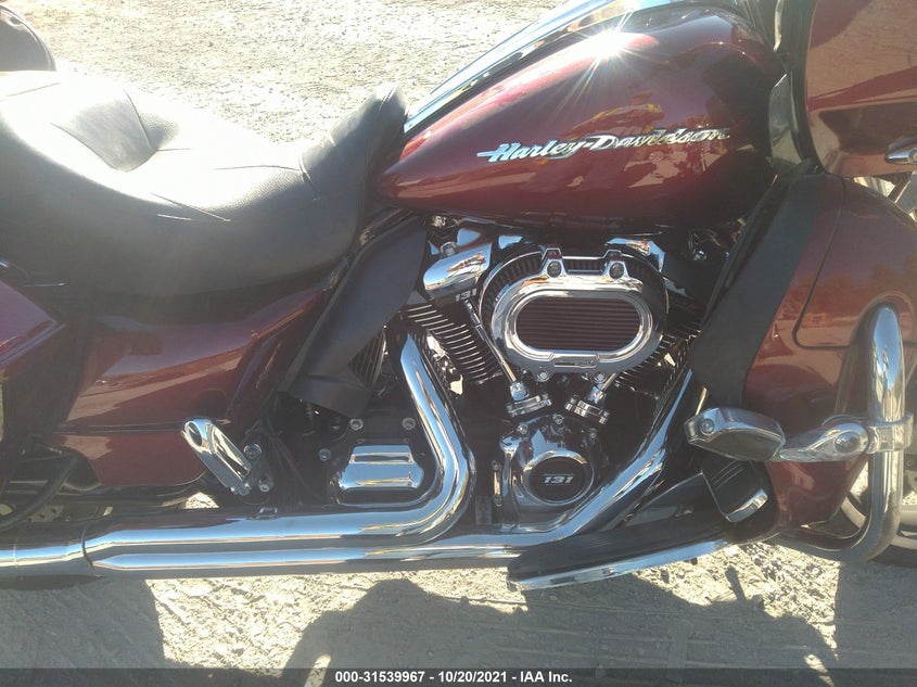 2017 HARLEY-DAVIDSON FLTRXS VIN: 1HD1KTC14HB613029