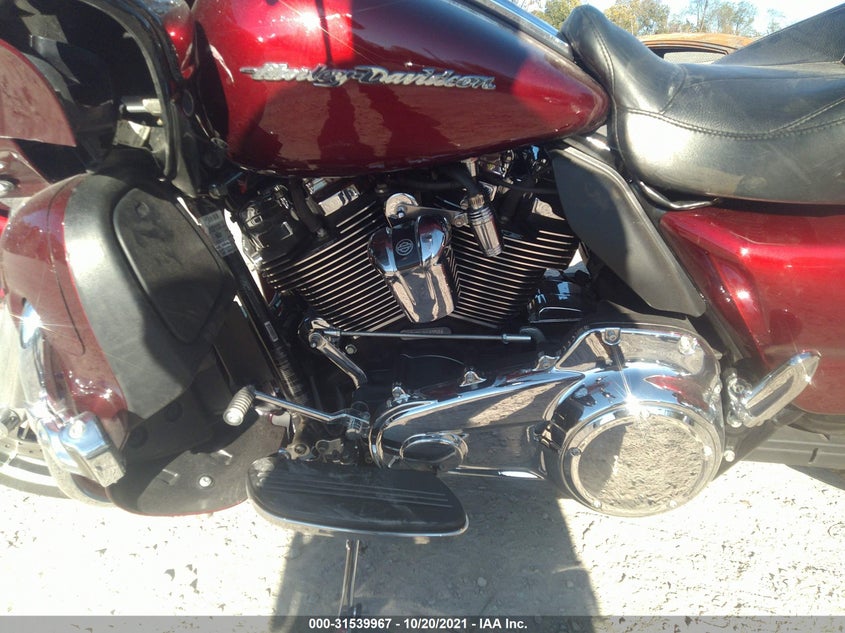 2017 HARLEY-DAVIDSON FLTRXS VIN: 1HD1KTC14HB613029