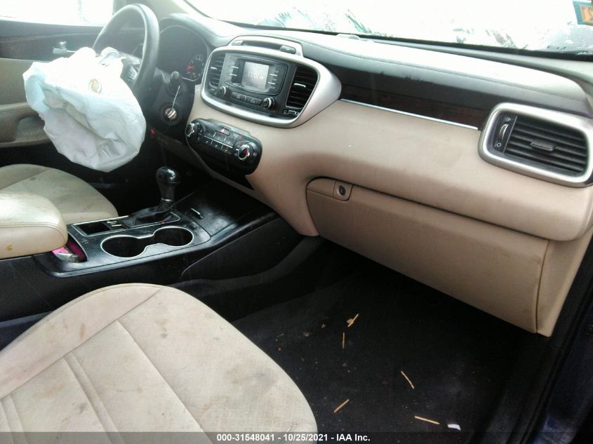 2017 KIA SORENTO LX V6 5XYPGDA50HG198516