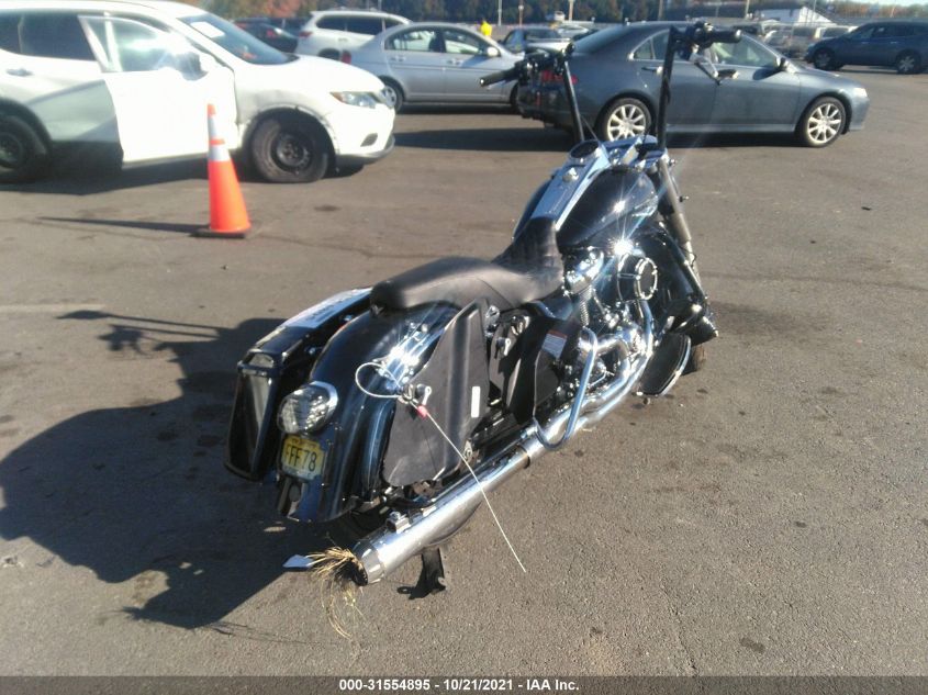 2019 HARLEY-DAVIDSON FLHR 1HD1FBC1XKB629290