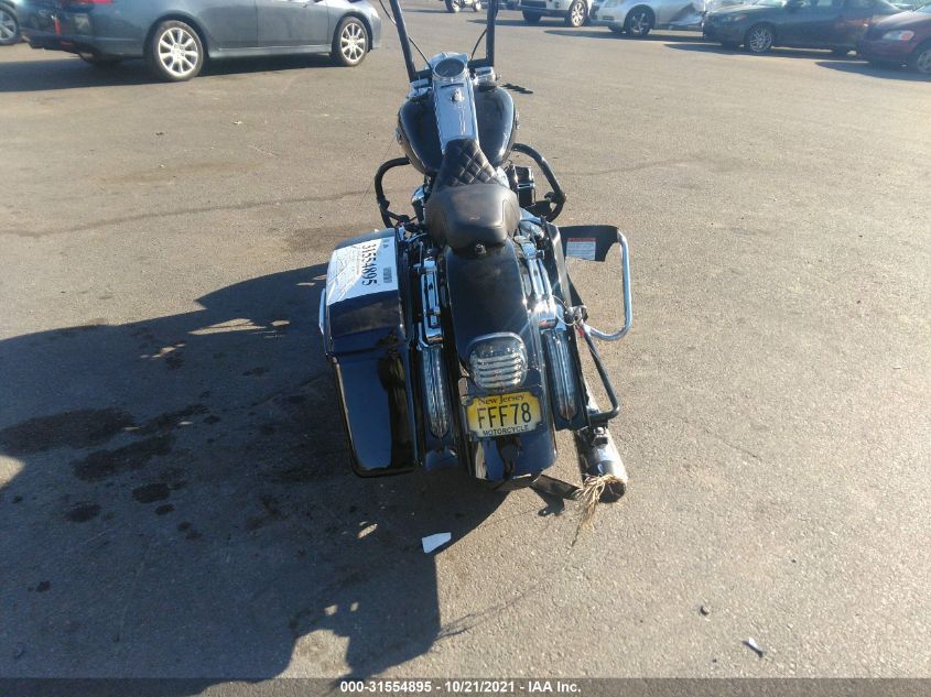 2019 HARLEY-DAVIDSON FLHR 1HD1FBC1XKB629290