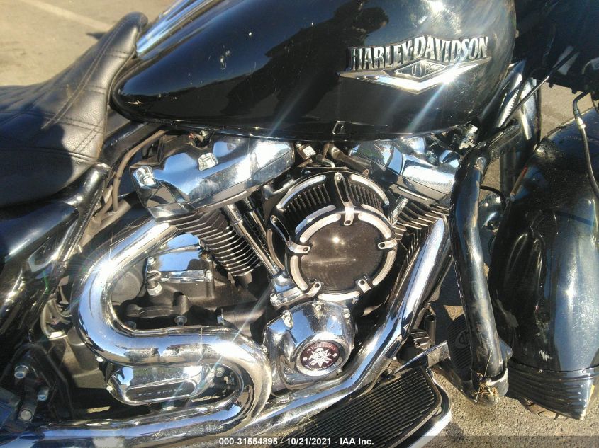 2019 HARLEY-DAVIDSON FLHR 1HD1FBC1XKB629290