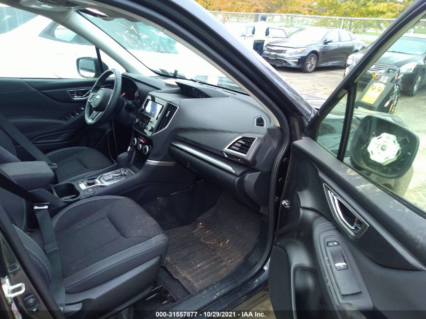 2019 SUBARU FORESTER PREMIUM JF2SKAGC3KH425906