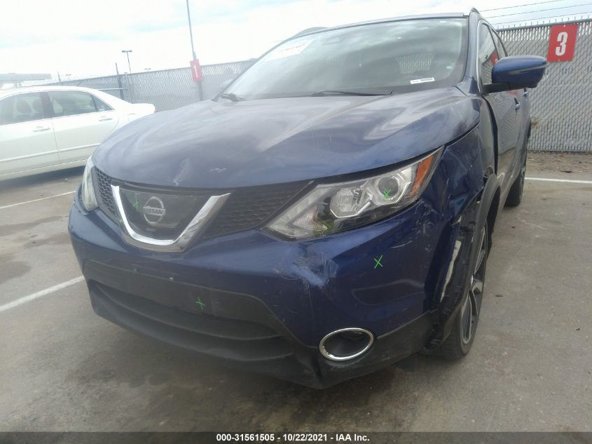 2017 NISSAN ROGUE SPORT SL JN1BJ1CR8HW112076