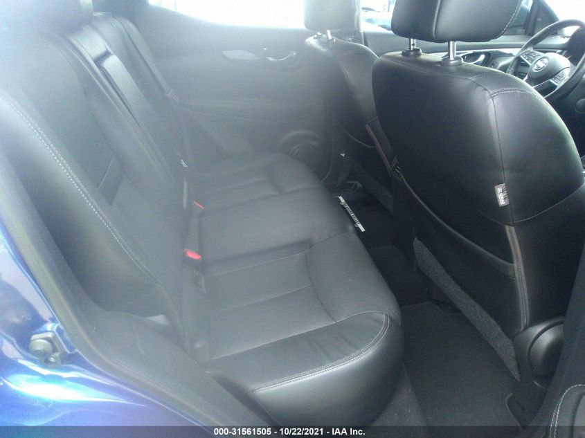 2017 NISSAN ROGUE SPORT SL JN1BJ1CR8HW112076