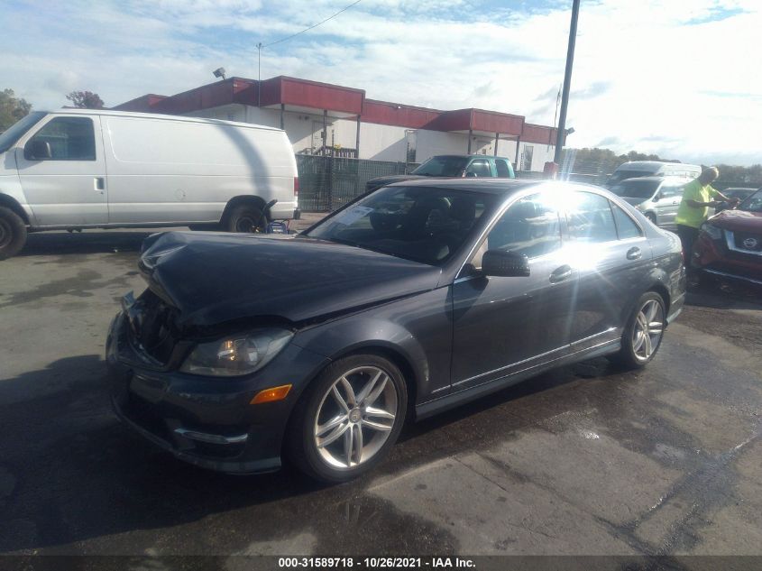 2013 MERCEDES-BENZ C-CLASS C 300 WDDGF8AB7DR261127