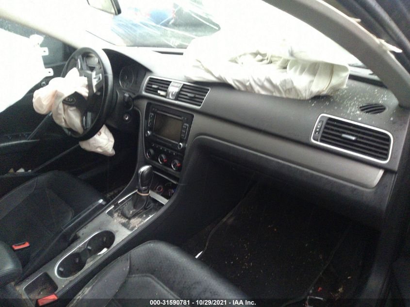 2015 VOLKSWAGEN PASSAT 1.8T SE 1VWBT7A30FC037572