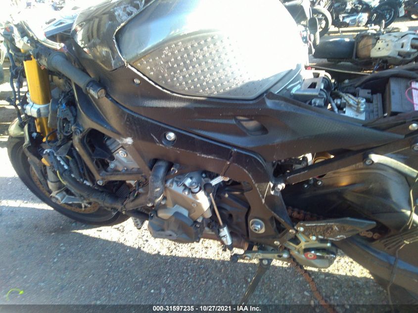 2017 BMW S 1000 RR WB10D600XHZ709966