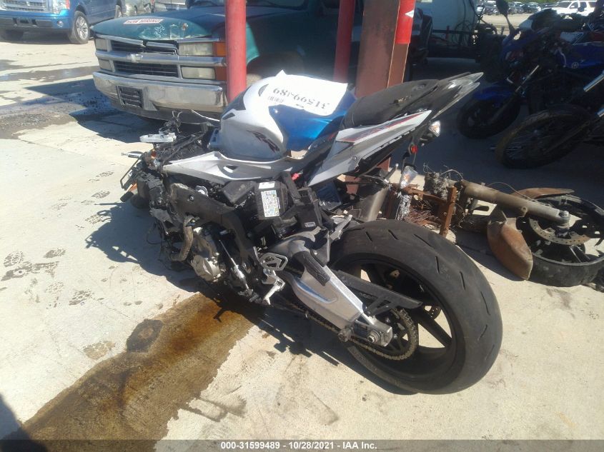 2016 BMW S 1000 RR WB10D2100GZ354523