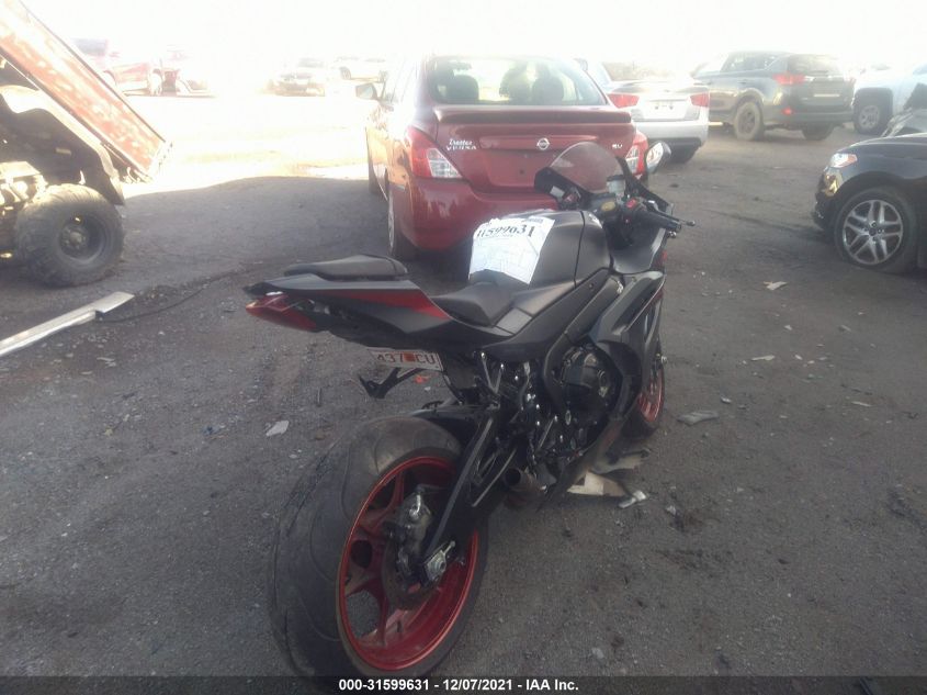 2017 SUZUKI GSX-R1000 JS1DM11B8H2100305