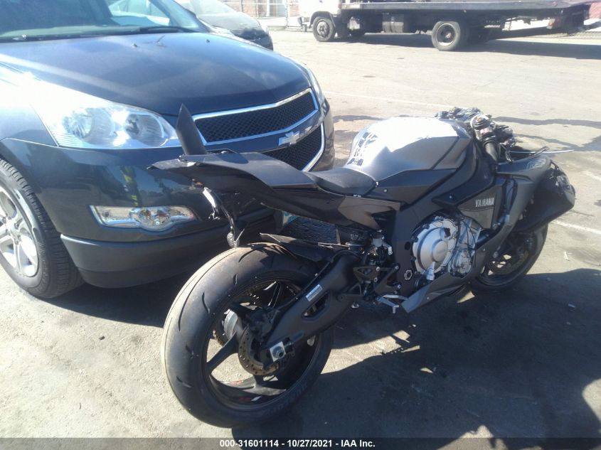 2016 YAMAHA YZFR1S JYARN42E8GA001325
